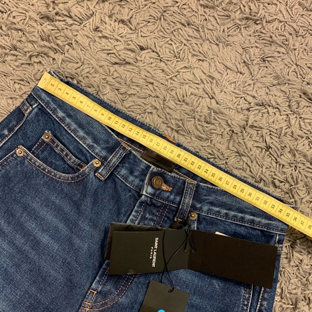 Jeans - Picture 8 of 10
